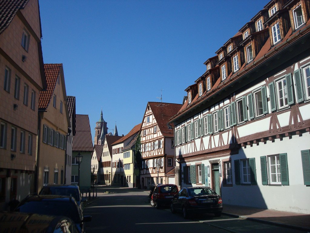 Weil der Stadt, Blick zur Stadtkirche, rechts das Spital von 1358, Okt.2010