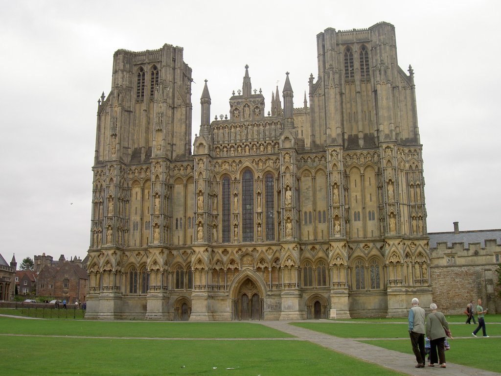 Wells, Kathedrale, erbaut ab 1175 von Kardinal Reginald, 
Lnge 113 Meter, (27.09.2009)