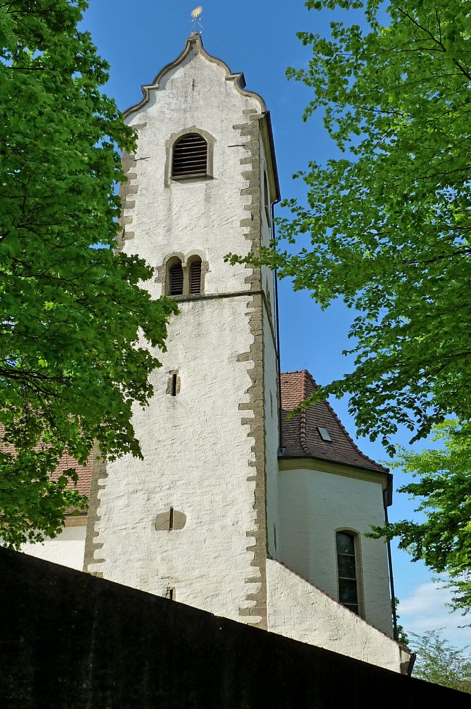 Wettelbrunn im Markgrflerland, die Dorfkirche St.Vitus, Mai 2012
