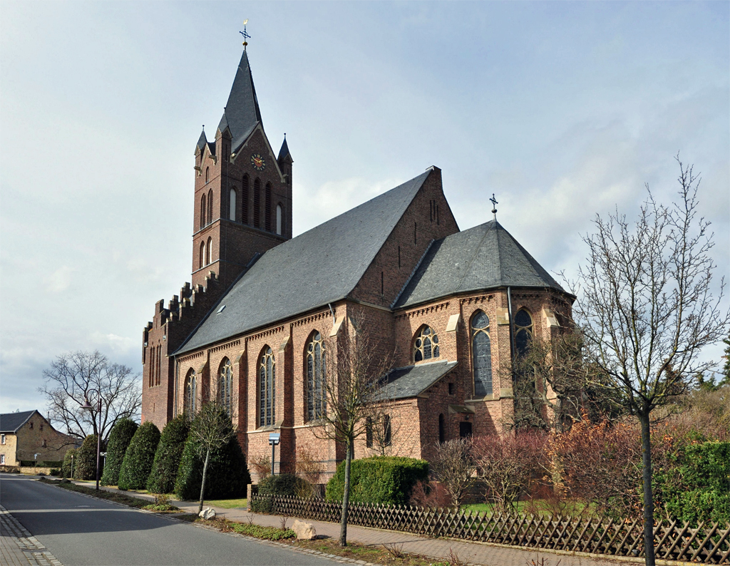 Wollersheim (Nideggen Kreis Dren) - Heilig Kreuz Kirche (Rckseite) - 09.03.2012