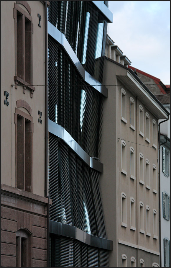 . Ein Brohaus mit Delle -

Basel, 28.08.2010 (Matthias) 
