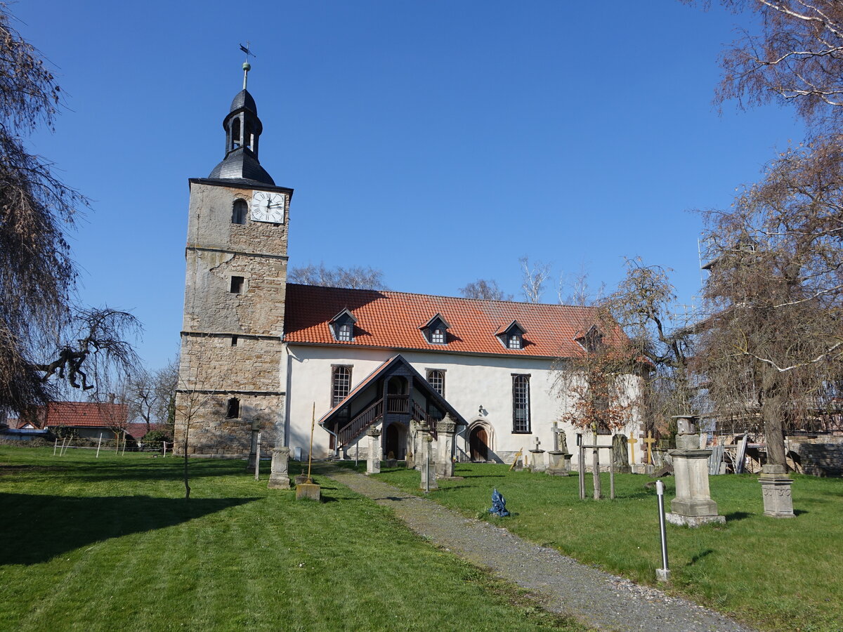 Abtsbessingen, evangelische St. Crucis Kirche, erbaut 1703 (07.04.2023)