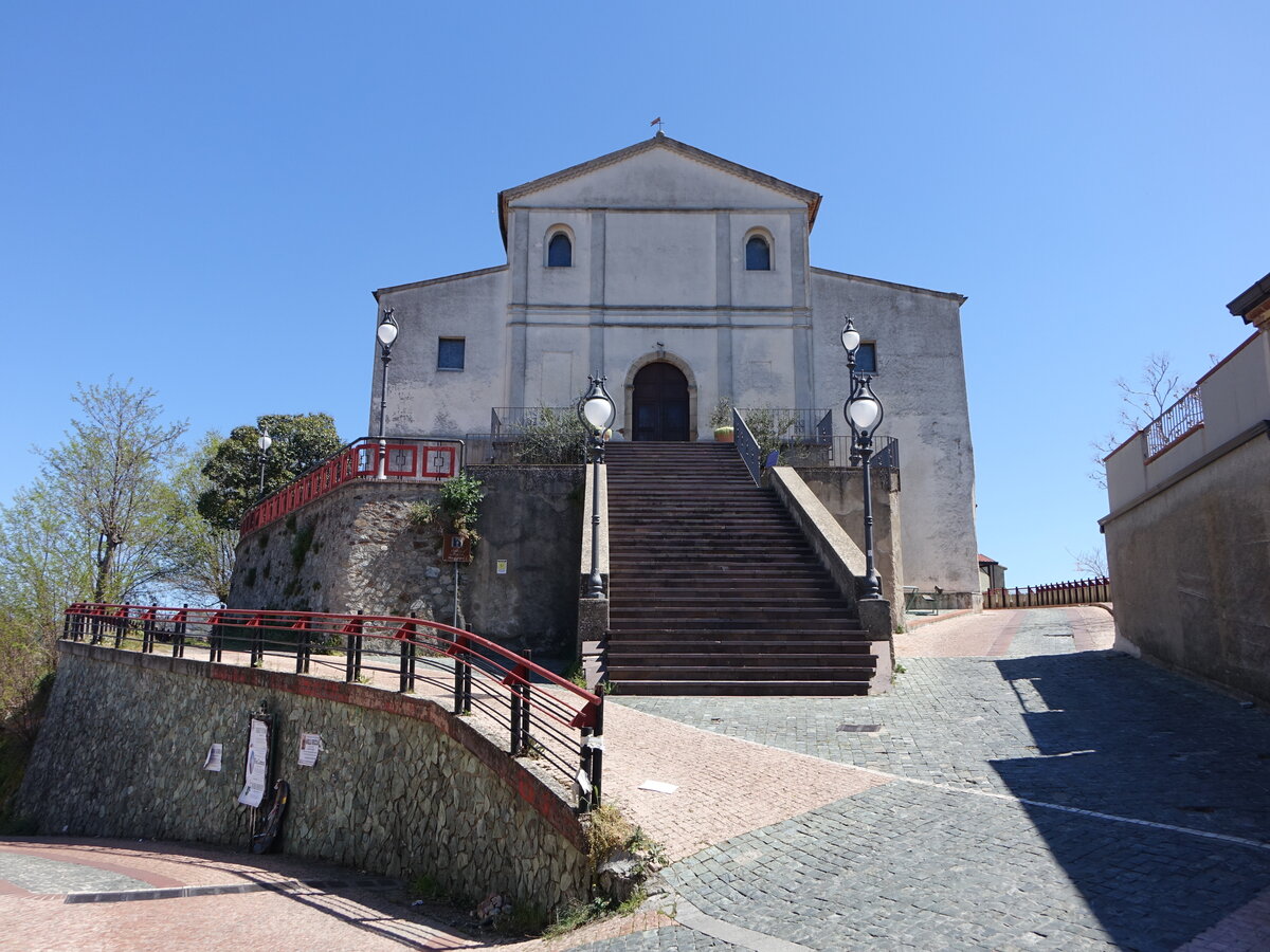 Acri, Pfarrkirche Santa Maria Maggiore an der Piazza Azzinnari (07.04.2024)