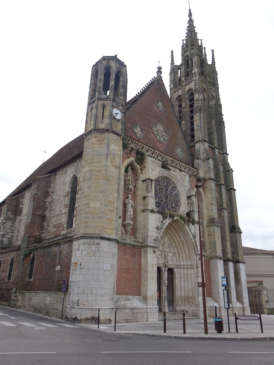 Agen, Kirche Saint-Hilaire, erbaut im 11. Jahrhundert (28.07.2018)