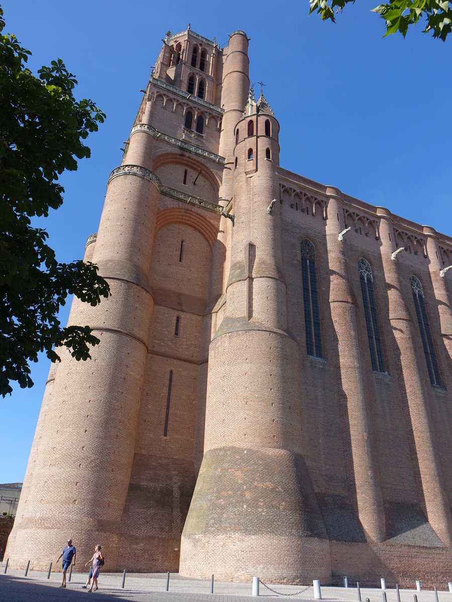 Albi, Kathedrale St. Cecile, erbaut ab 1282, festungsartiges Langhaus (30.07.2018)