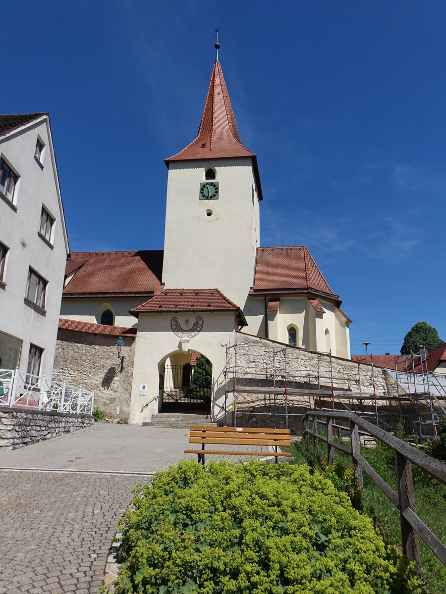 Alfeld, Evangelisch-lutherische Pfarrkirche Sankt Bartholomus, erbaut im 12. Jahrhundert, Chor 15. Jahrhundert, Langhaus erbaut von 1707 bis 1708 (11.06.2017)