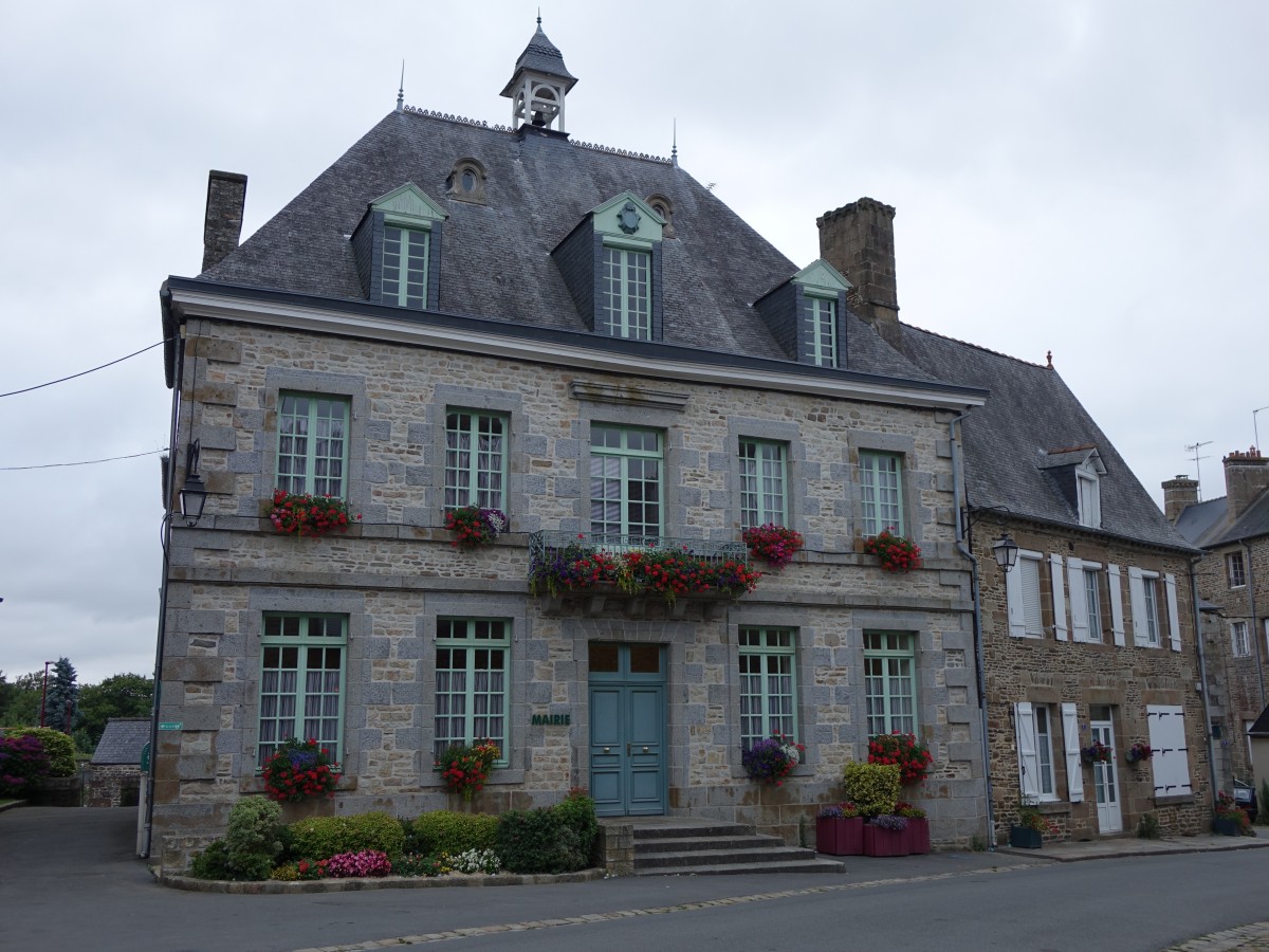 Antrain, Rathaus in der Rue de Eglise (13.07.2015)