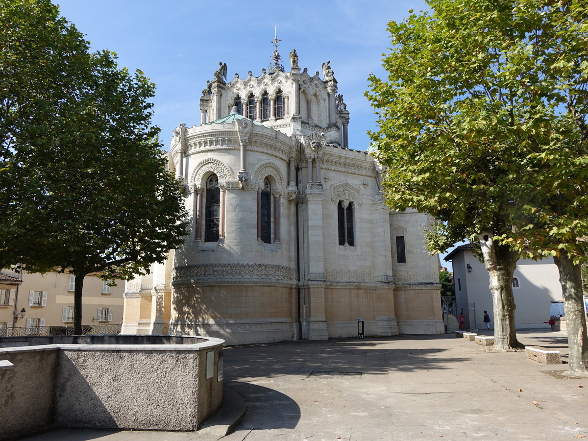 Ars-sur-Formans, Basilika St. Sixte, erbaut erbaut von 1862 bis 1904 (23.09.2016)
