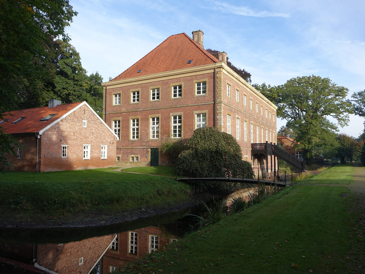 Aschendorf, Gutshof Altenkamp, erbaut im 18. Jahrhundert (10.10.2021)