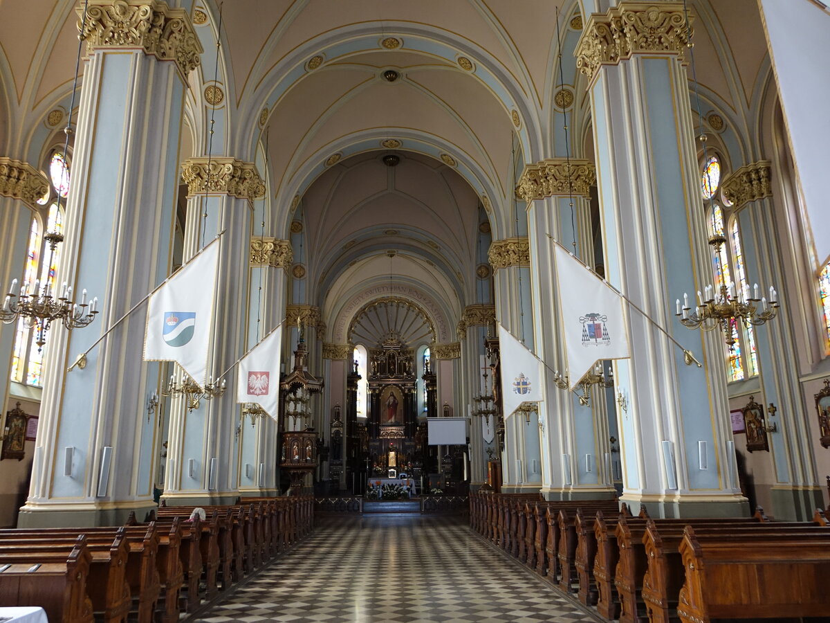Augustow, Innenraum der Herz Jesu Kirche, Altargemlde von B. Rutkowski (04.08.2021)
