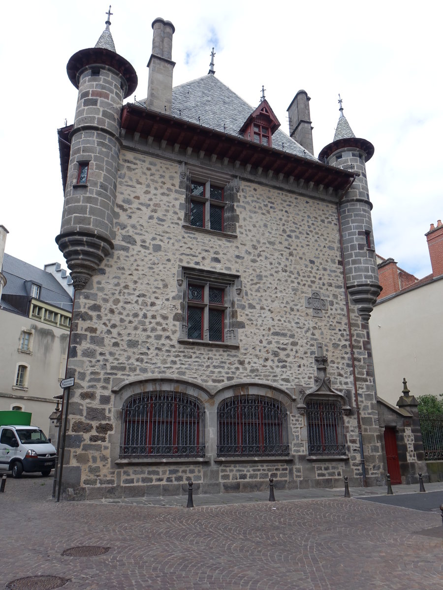 Aurillac, Maison Consulaire in der Rue du Monastiere, erbaut im 16. Jahrhundert, heute Musee du Vieil-Aurillac (21.07.2018)