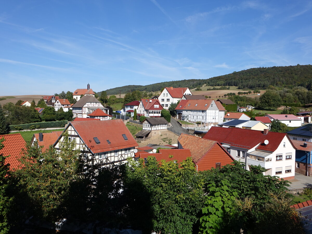 Ausblick auf die Ortsmitte von Fretterode im Landkreis Eichsfeld (26.09.2023)