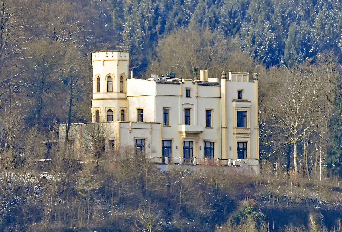 AWO-Haus Humboldtstein, ehemalige Villa Rolandshhe, 1850 erbaut, in Rolandseck - 08.02.2018
