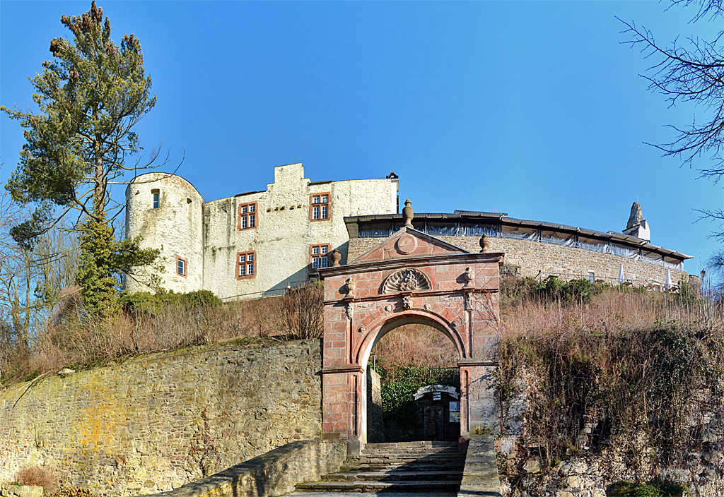 Bad Mnstereifel, altes Eingangstor zur Burg - 02.02.2014