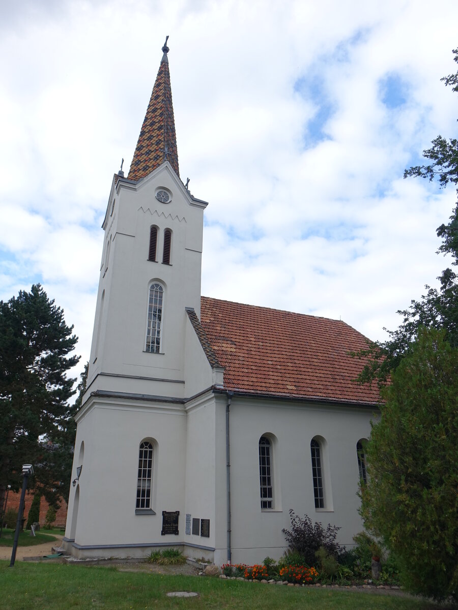 Bad Muskau, evangelische St. Jakobus Kirche, erbaut 1564, 1855 vollstndig erneuert (17.09.2021)