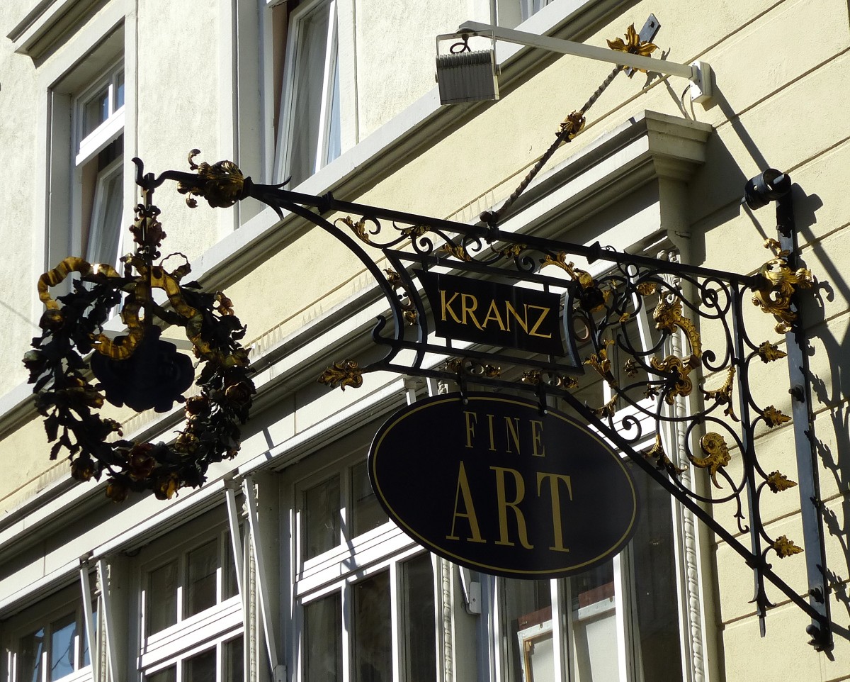 Baden-Baden,  Kranz Fine Art , an einem Geschft in der Altstadt, Sept.2015
