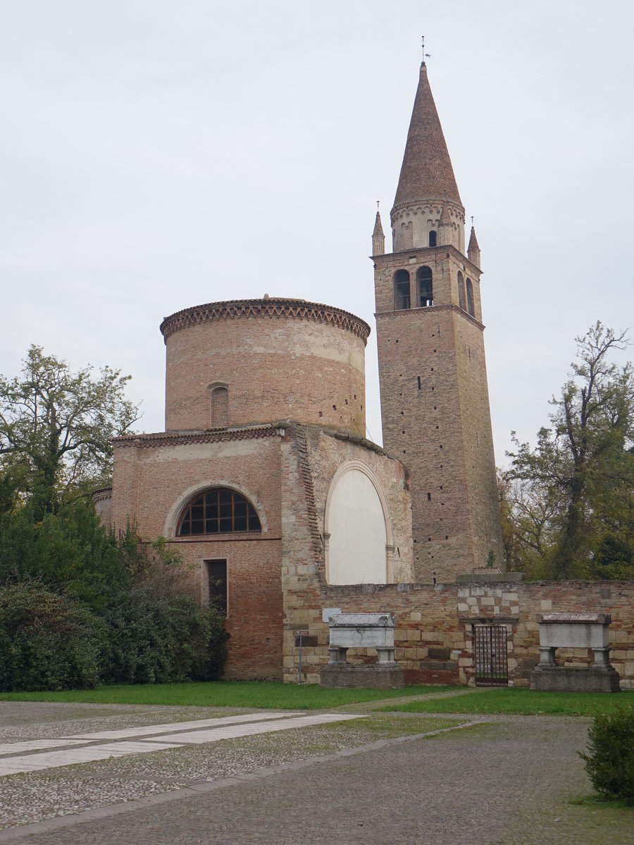 Badia Polesine, Kirche der Abbazia della Vangadizza, erbaut im 12. Jahrhundert (28.10.2017)