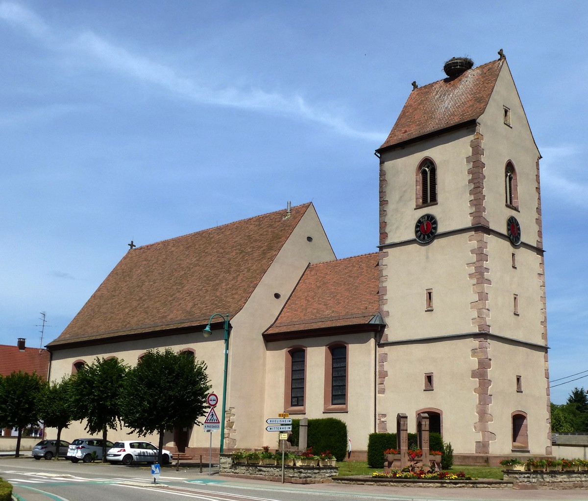 Battenheim, die Kirche Saint-Imir, zeigt verschiedene Bauepochen, Juni 2015