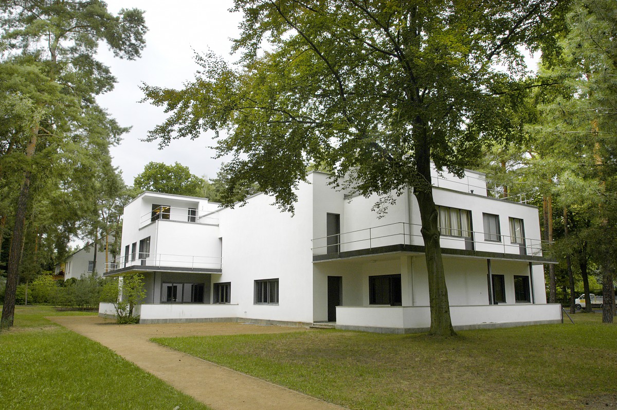 Bauhaus Dessau - Meisterhuser (Haus Mucke). Aufnahme: Juli 2006.

