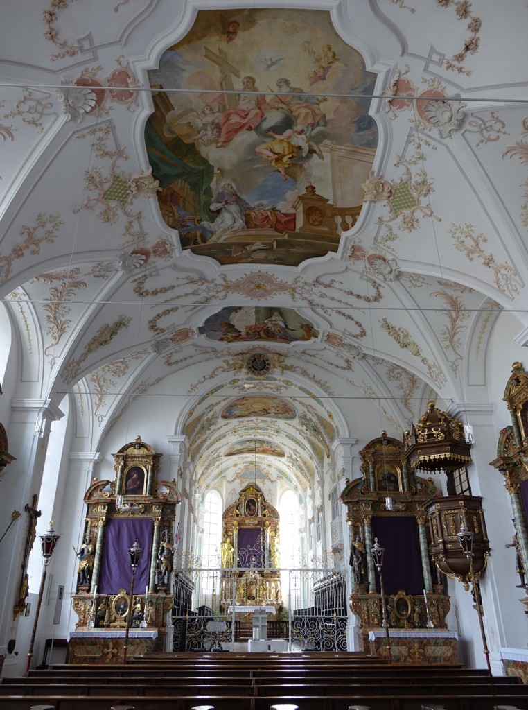 Beyharting, barocker Innenraum der Stiftskirche St. Johann Baptist (09.02.2016)