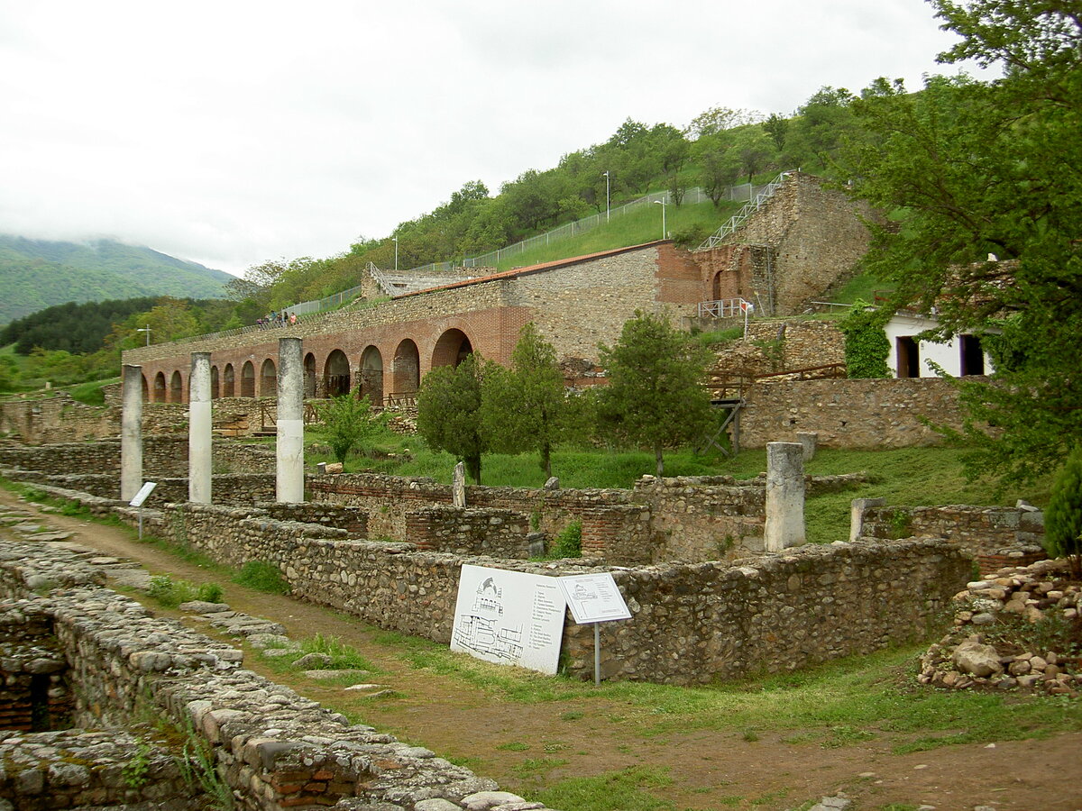 Bitola, Ausgrabungssttte Herakleia Lynkestis, Ruine der groen Basilika (05.05.2014)