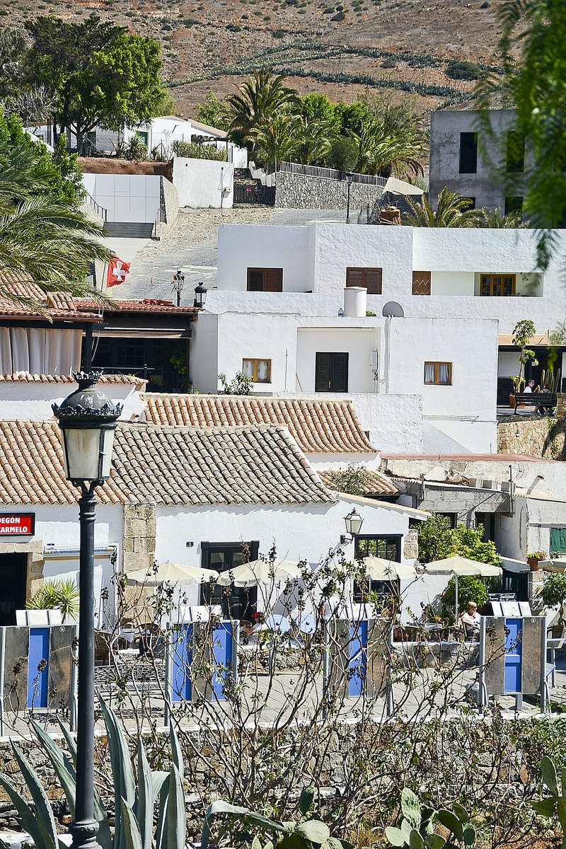 Blick auf Betancuria auf der Insel Fuerteventura. Betancuria wurde 1404 von dem Eroberer Jean de Bthencourt gegrndet, dessen Namen sie trgt. Seitdem war sie Hauptstadt und Regierungszentrum der Insel. 1834 wurde Betancuria von Antigua abgelst, seit 1860 ist Puerto de Cabras, das heutige Puerto del Rosario Inselhauptstadt. Aufnahme: 19. Oktober 2017.