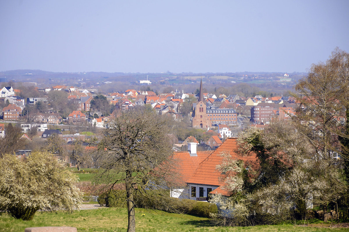 Blick auf Snderborg (Sonderburg) von der Dppeler Mhle. Aufnahme: 20. April 2021.