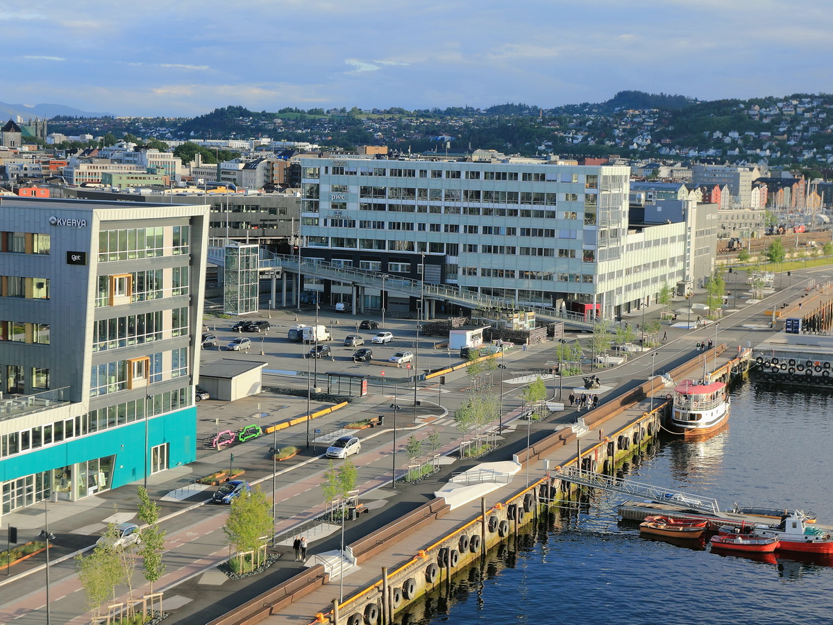 Blick vom Hotel Clarion Hotel & Congress Trondheim am 28. Juni 2016.