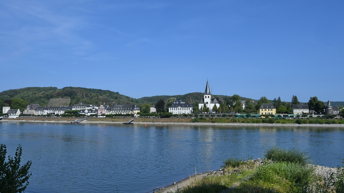 Blick ber den Rhein auf die Stadt Unkel. (August 2018)