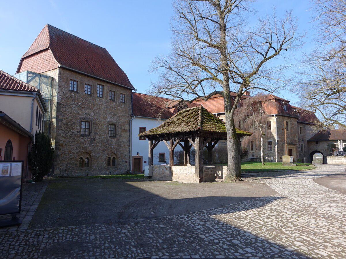 Burg Creuzburg, mittelalterliche Hhenburg, erbaut von 1165 bis 1170 im Auftrag von Landgraf Ludwig II. (17.03.2024)