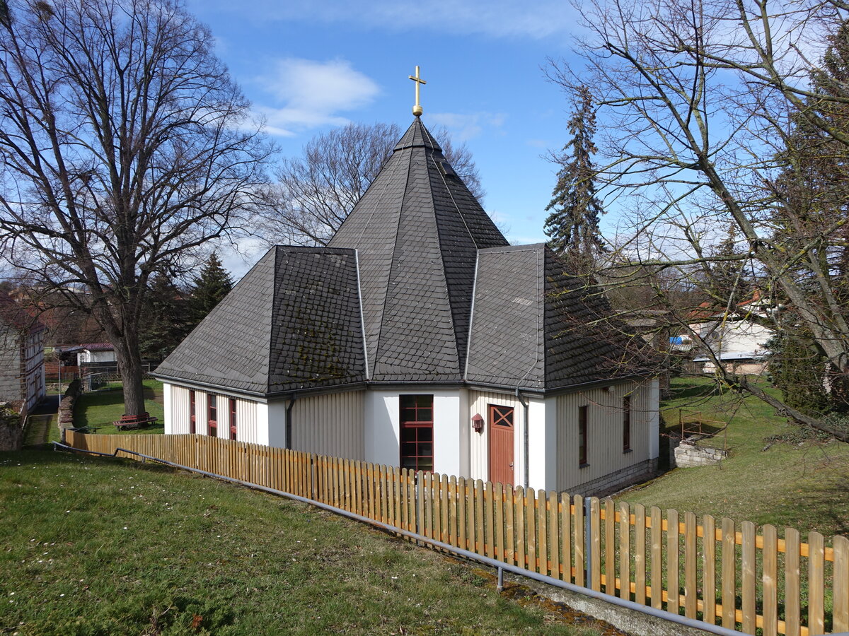 Burgtonna, evangelische Christuskirche, erbaut 1990 (25.03.2023)