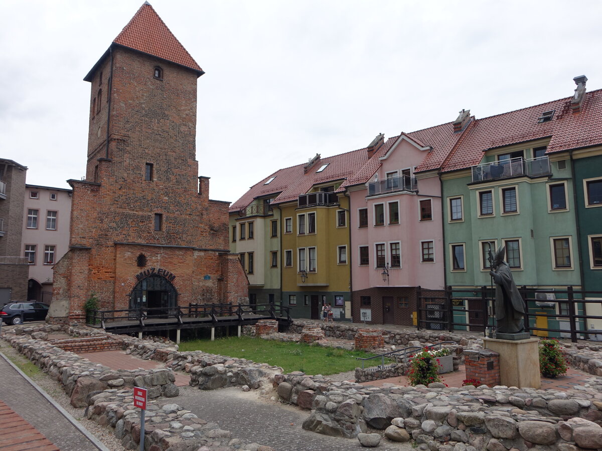 Bytow / Btow, ehem. St. Katharina Kirche, erbaut im 14. Jahrhundert, zerstrt 1945 (01.08.2021)