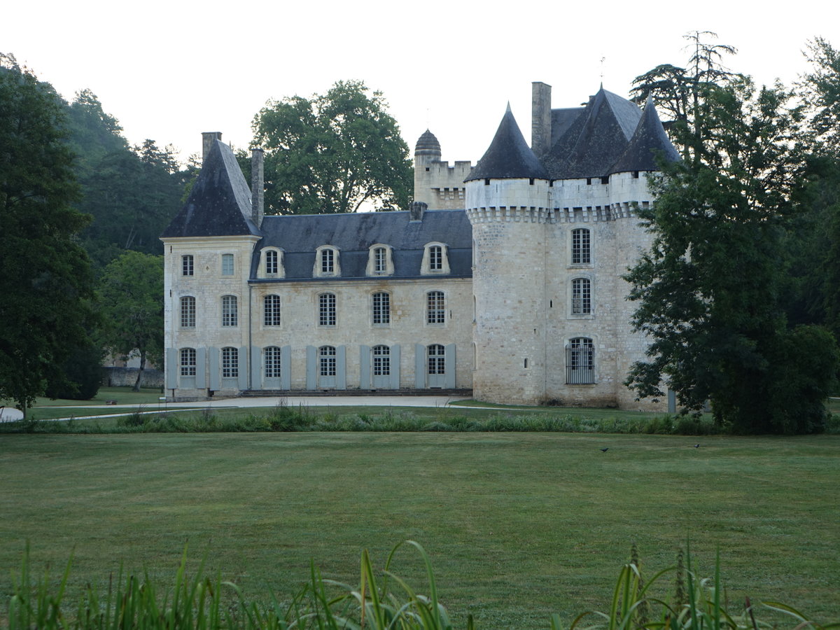 Campagne, das im Ortszentrum gelegene Chteau de Campagne befand sich lange Zeit im Besitz der Bischfe von Bordeaux, erbaut im 15. Jahrhundert (23.07.2018)