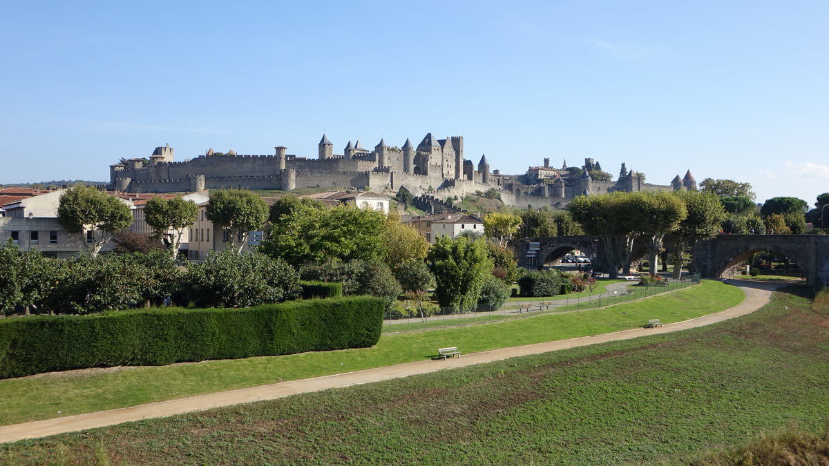 Carcassonne, mittelalterliche Festungsanlage Cit von Carcassonne, erbaut ab 1127 (29.09.2017)