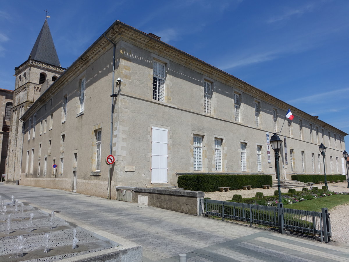 Castres, Museum Goya im alten Rathaus am Place de la Republique (30.07.2018)