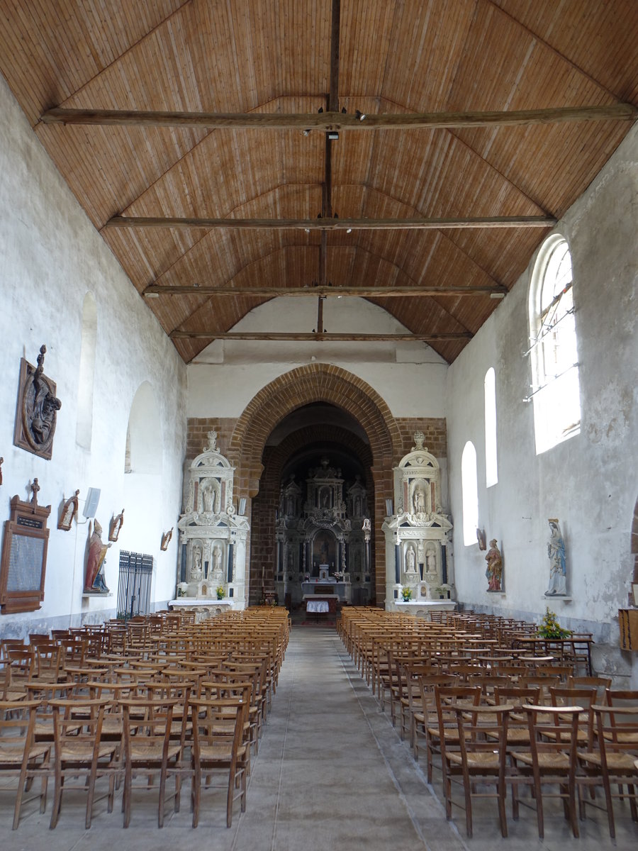 Chateaubriant, Innenraum der Kirche Saint-Jean-de-Bere, Hochaltar aus dem 17. Jahrhundert (10.07.2017)