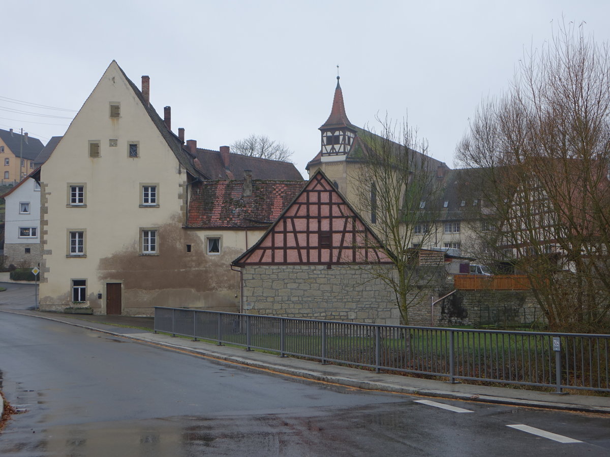 Creglingen, Kloster Frauental, ehem. Zisterzienserinnenkloster, gestiftet 1232 durch Konrad und Gottfried von Hohenlohe-Brauneck, heute ein Modellprojekt fr Jugendstrafvollzug in freien Formen (27.11.2016)