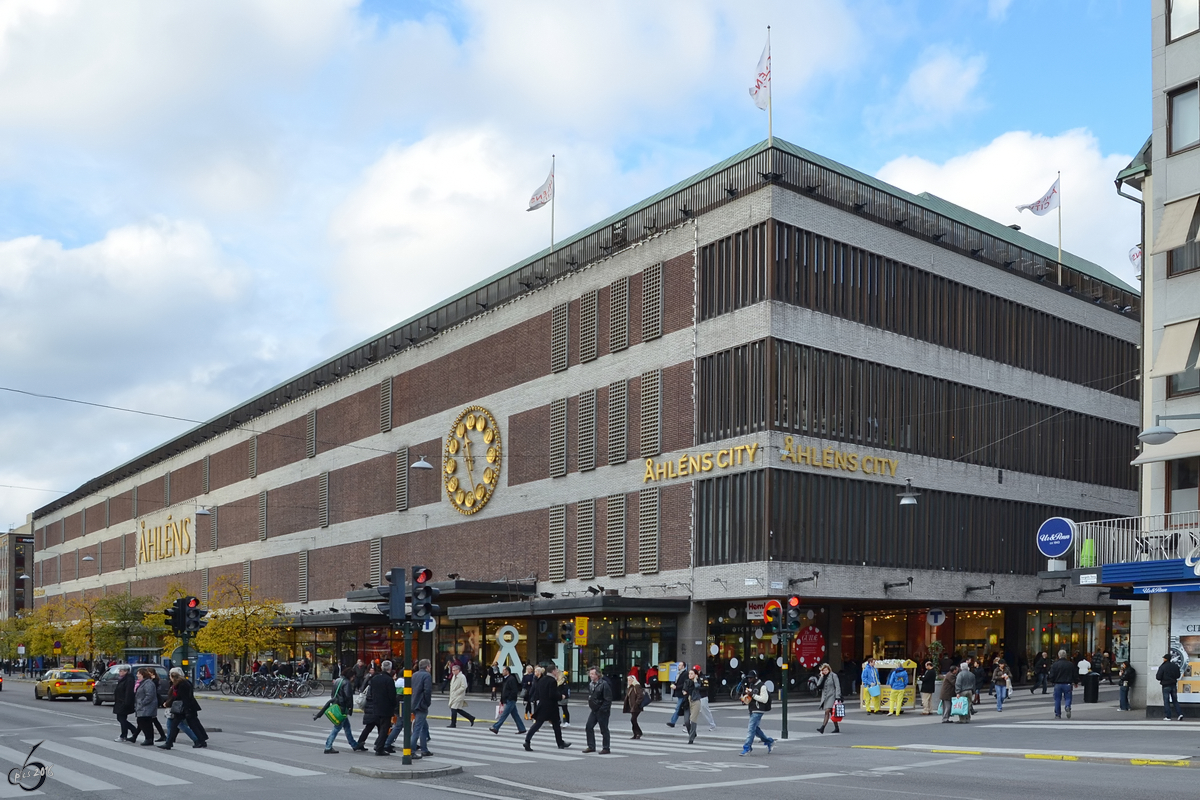 Das Einkaufszentrum  hlns City  in der Stockholmer Innenstadt. (Oktober 2011)