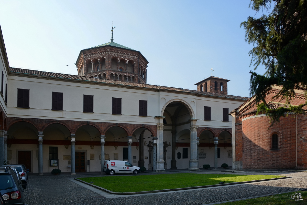 Das Kloster San Vittore al Corpo war ein altes Benediktinerkloster in Mailand und ist heute der Sitz des Nationalmuseums fr Wissenschaft und Technologie Leonardo da Vinci. (April 2015)