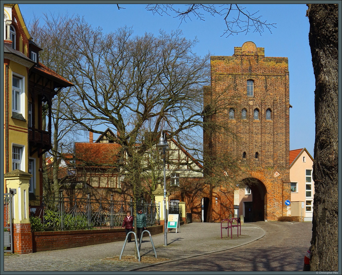Das Neuperver Tor ist eines von zwei erhaltenen Stadttoren von Salzwedel. Es wurde zwischen 1460 und 1470 errichtet. (09.04.2018)