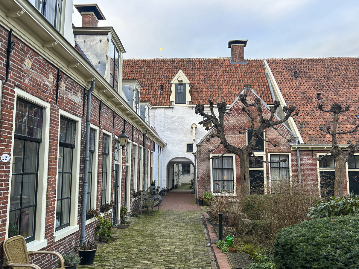Das Pepergasthuis ist ein Innenhof in der niederlndischen Stadt Groningen. Aufnahme: 29. Dezember 2023.