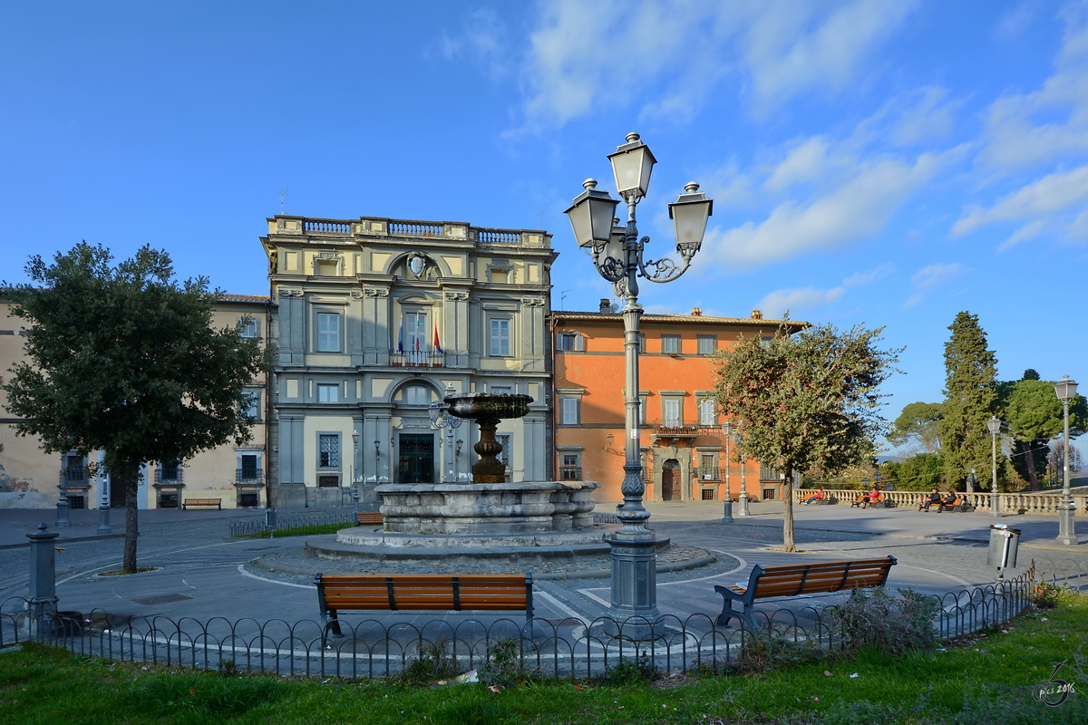 Das Rathaus der italienischen Stadt Bracciano. (Dezember 2015)