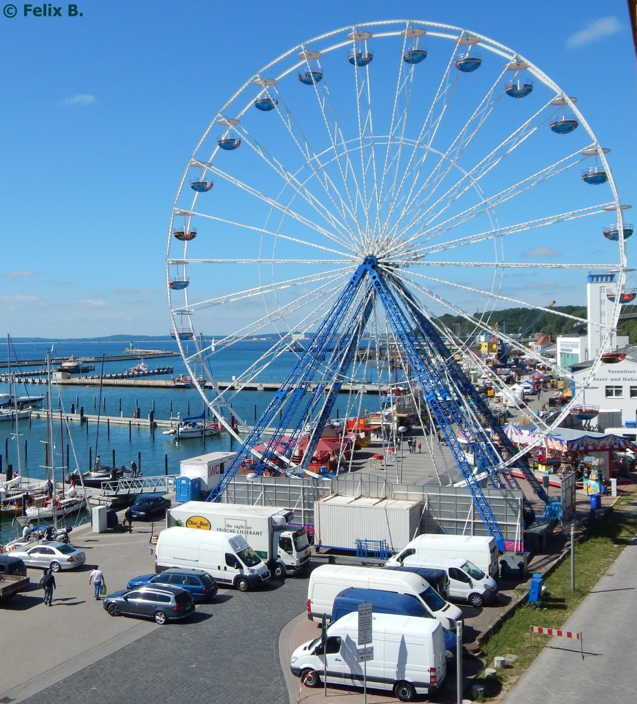Das Riesenrad beim Sassnitzer Hafenfest am 11.07.2013