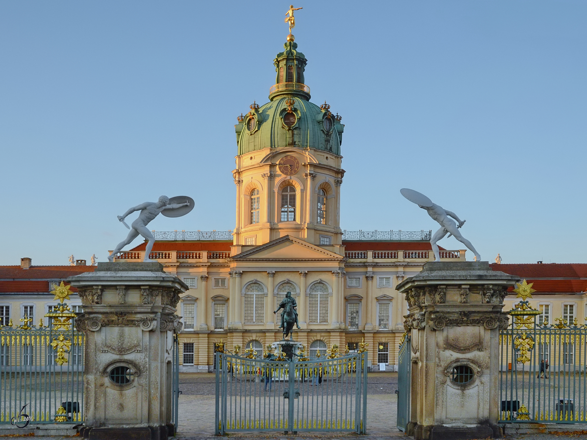 Das Schloss Charlottenburg in Berlin. (Oktober 2013)