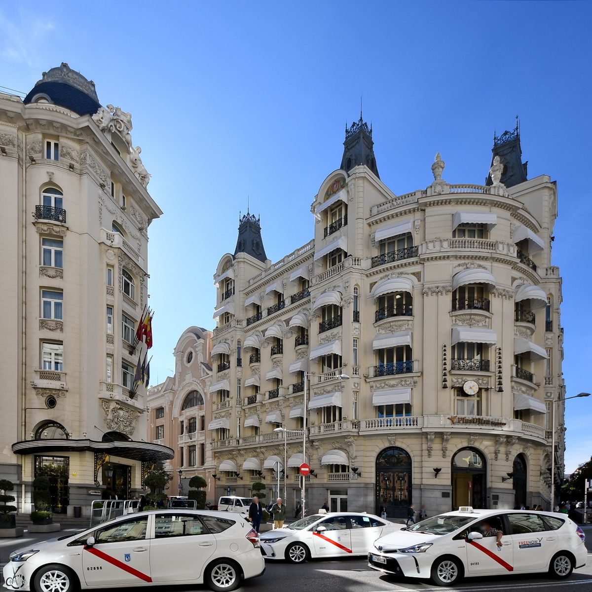 Der von 1911 bis 1913 gebaute Edificio Groupama gehrte ursprnglich dem sagenhaft wohlhabenden Marquis von Amboag. (Madrid, November 2022)