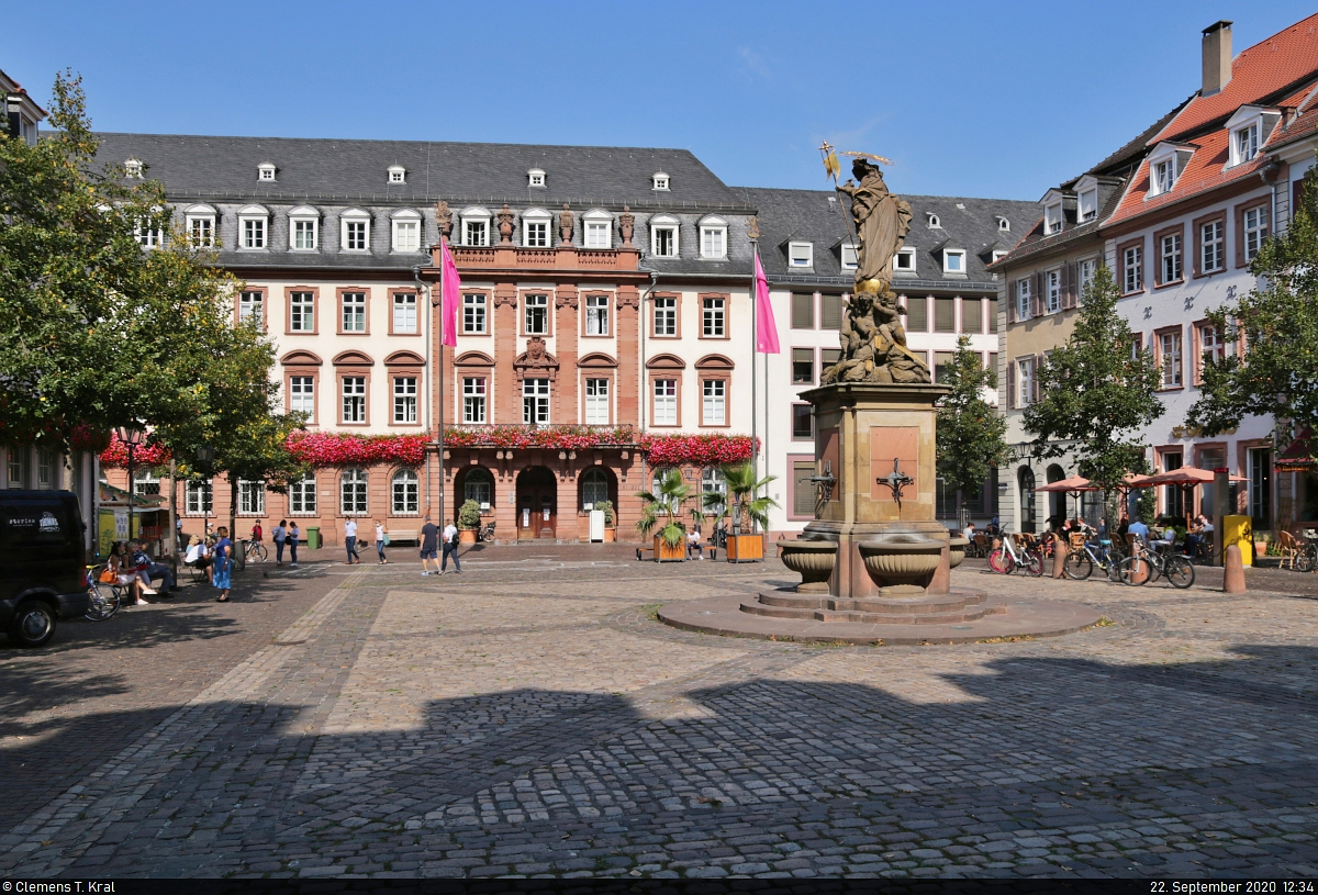 Der Kornmarkt in Heidelberg mit der Kornmarkt-Madonna, einer 1718 erschaffenen Brunnenskulptur.

🕓 22.9.2020 | 12:34 Uhr