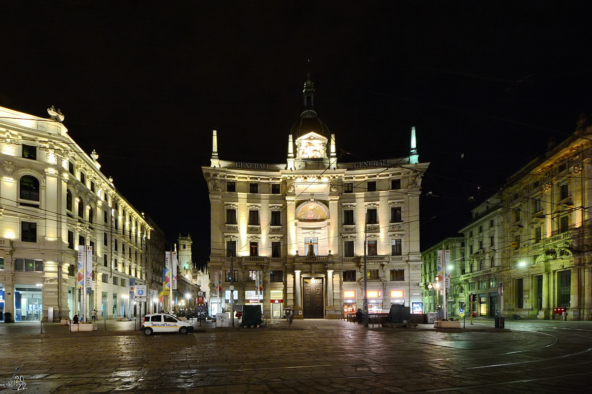 Der Palazzo delle Assicurazioni Generali wurde von 1897 bis 1901 im eklektischen Stil erbaut. (Mailand, Juni 2014)