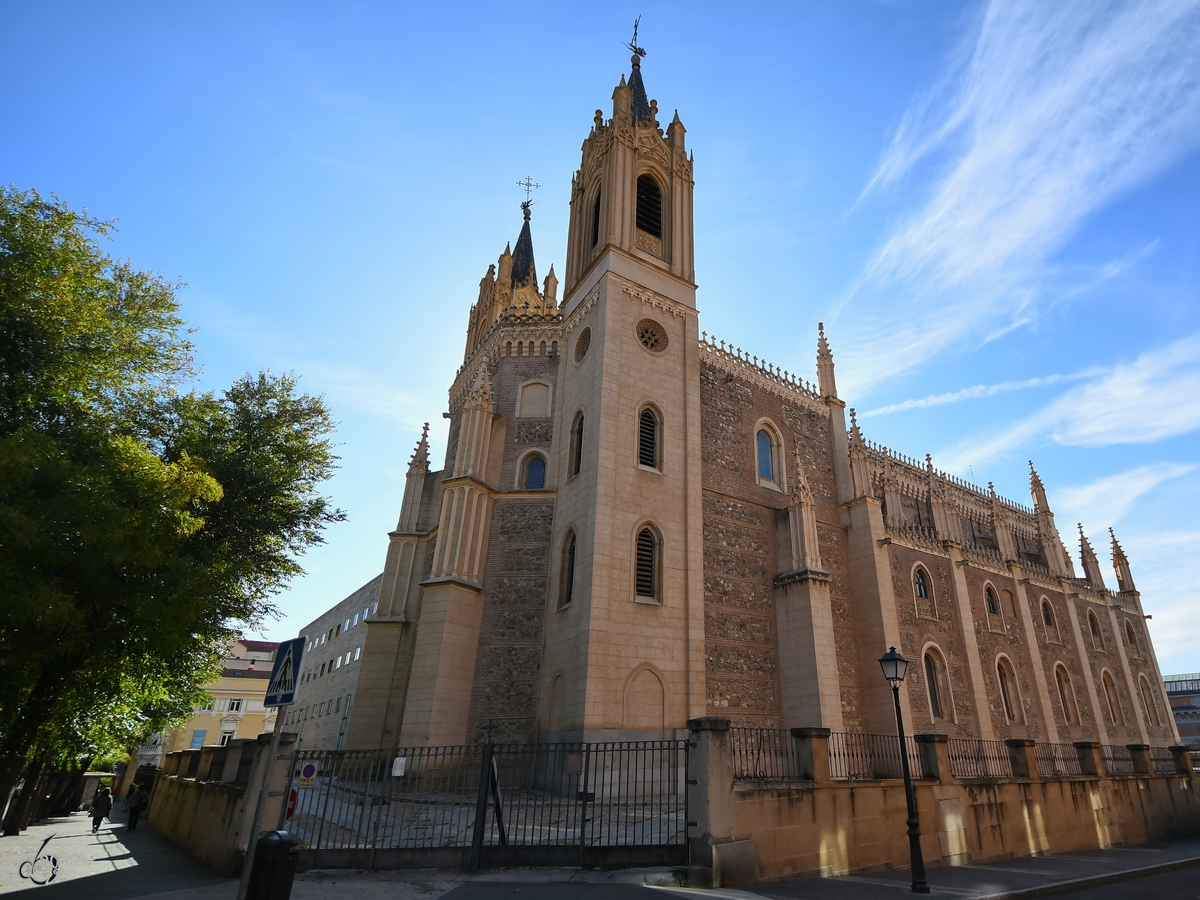 Die Kirche San Jernimo el Real ist ein ehemaliges Kloster aus dem 16. Jahrhundert. (Madrid, November 2022)