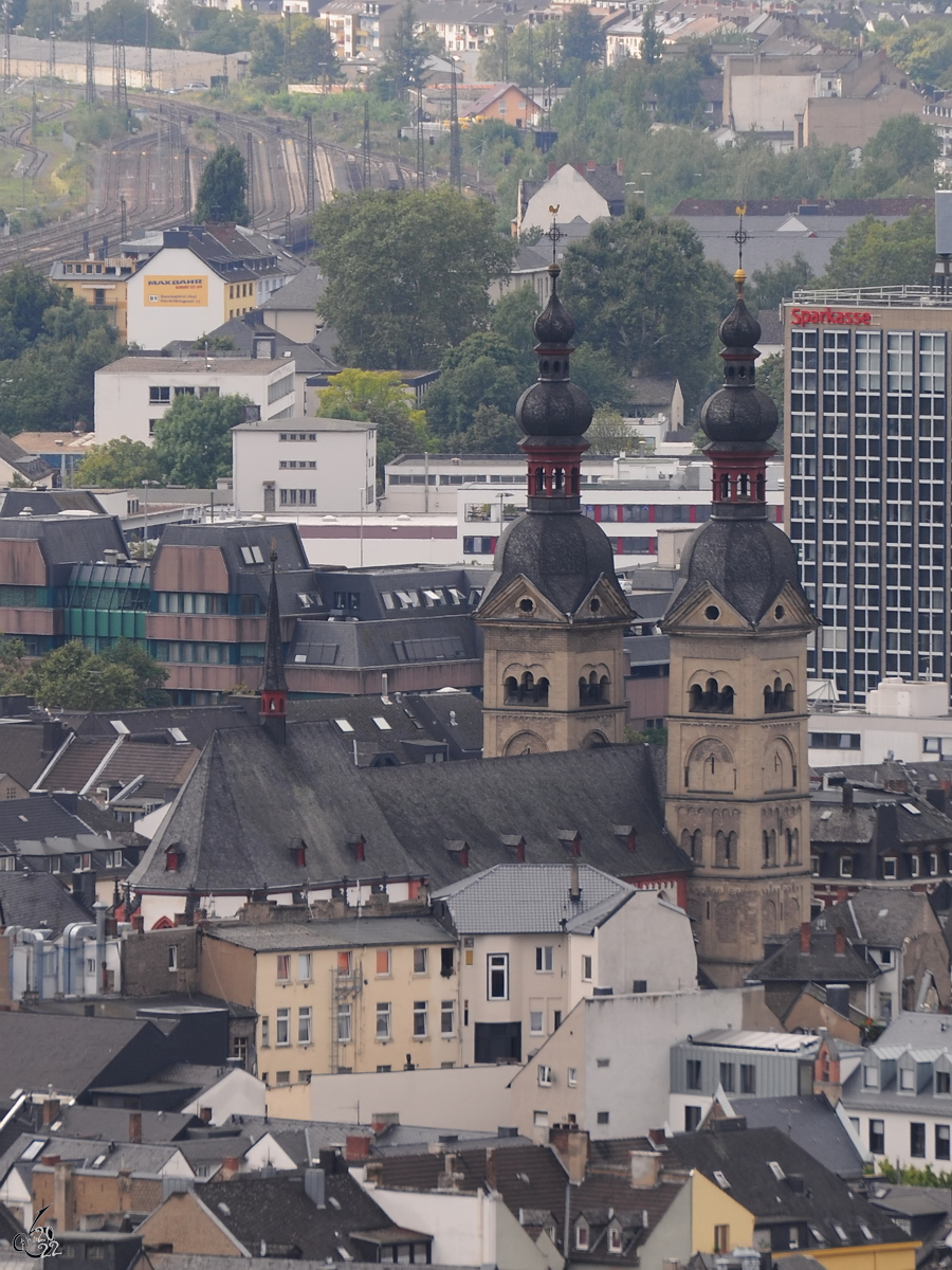 Die im romanischen Stil erbaute Liebfrauenkirche in der Altstadt von Koblenz. (September 2013)
