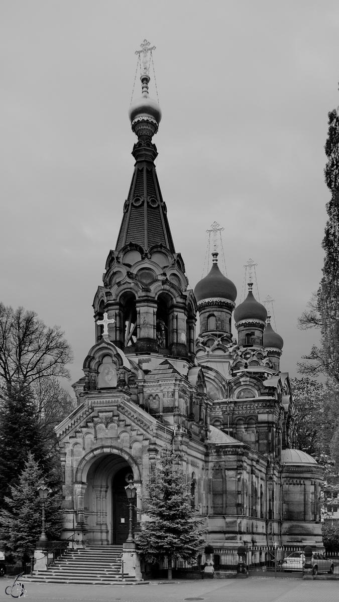 Die Russisch-orthodoxe Kirche in Dresden wurde zwischen 1872 und 1874 errichtet. (April 2014)